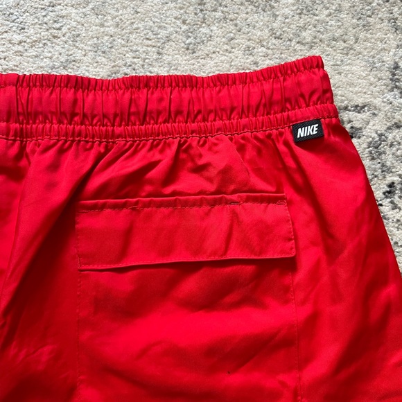 NWT Nike Standard Above the Knee Length Shorts Red - Picture 7 of 10
